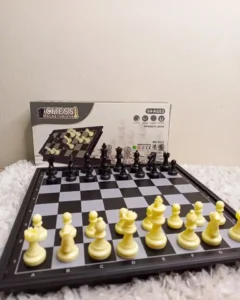 Megnetic Plastic Chess Board