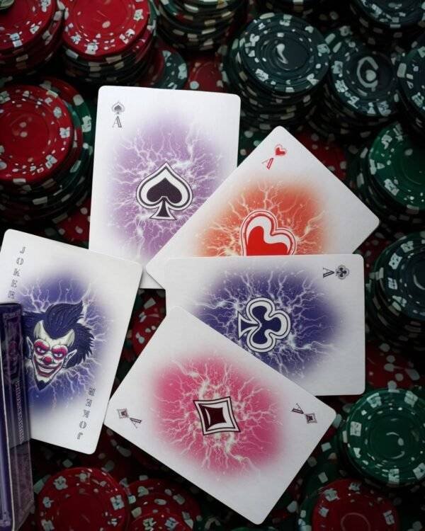 Thunderstorm Luminous Playing Card - Image 11